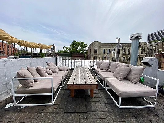 Rented by Bohemia Realty Group | media 8