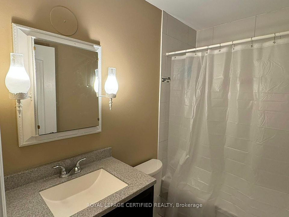 2nd image of 29 Greene Dr