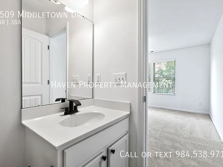 4509 Middletown Dr — Photo 25
