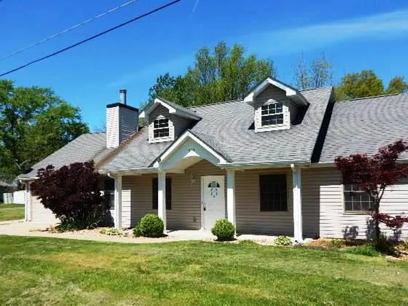 501 W 7th St, Montgomery City, MO 63361