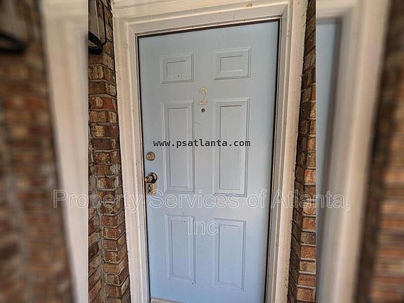 2nd image of 554 Evergreen Ter APT 2