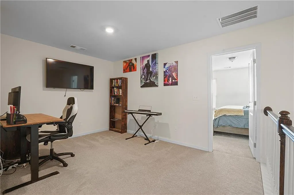 Building Photo - 887 Ambient Way SW