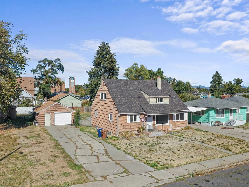 1st image of 1637 E Longfellow Ave