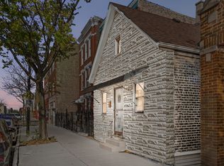 2311 S Leavitt St, Chicago, IL 60608