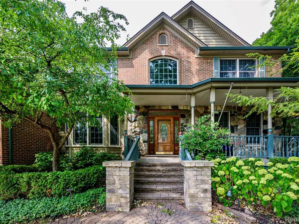 1528 Lawndale Dr, Royal Oak, MI 48067
