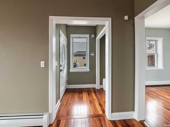 3rd image of 1 Baker Ct
