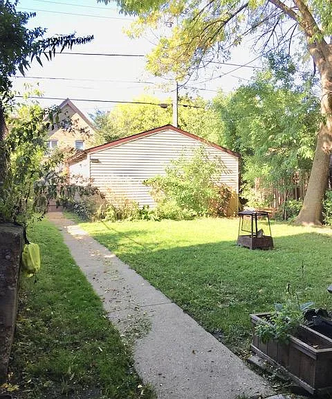 2975 N Bremen St — Photo 16