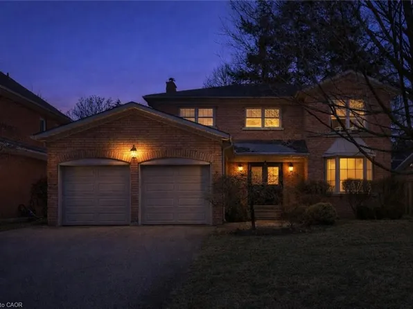 1962 Calgary Ct, Mississauga, ON L5H 4J1