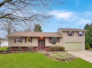 110 Valley View Dr, Edinboro, PA 16412