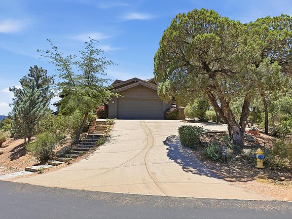 2nd image of 2908 E Rim Club Dr