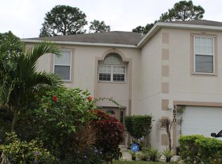 1670 SW Buttercup Ave, Port Saint Lucie, FL 34953