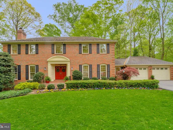 7900 Old Cedar Ct, Mc Lean, VA 22102