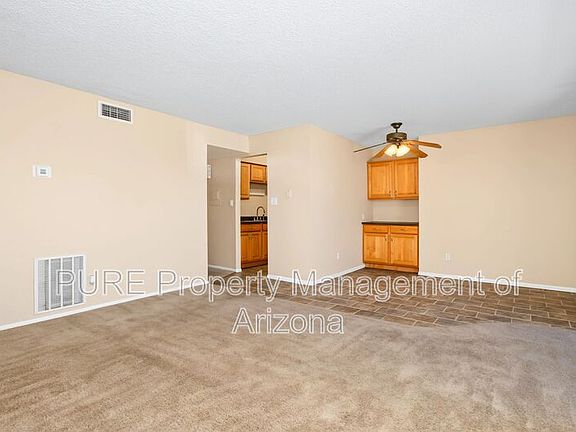 3rd image of 1224 E Evergreen St APT 102