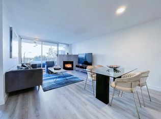 555 Abbott St #309, Vancouver, BC V6B6B8