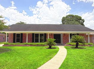 5446 Kinglet St, Houston, TX 77096