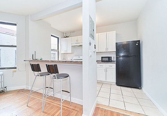 2nd image of 502 W 152nd St #58