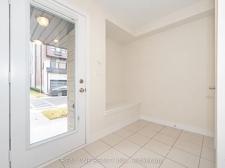 28 Credit Ln — Photo 5