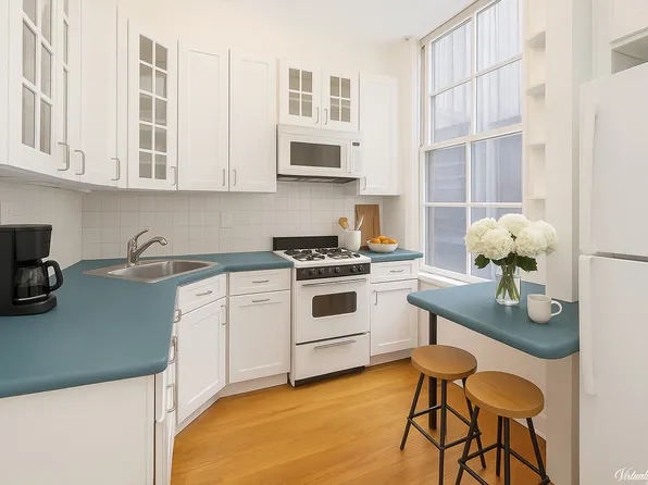 175 East 93rd Street image 8 of 11