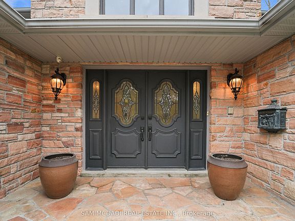 2nd image of 495 Meadow Wood Rd