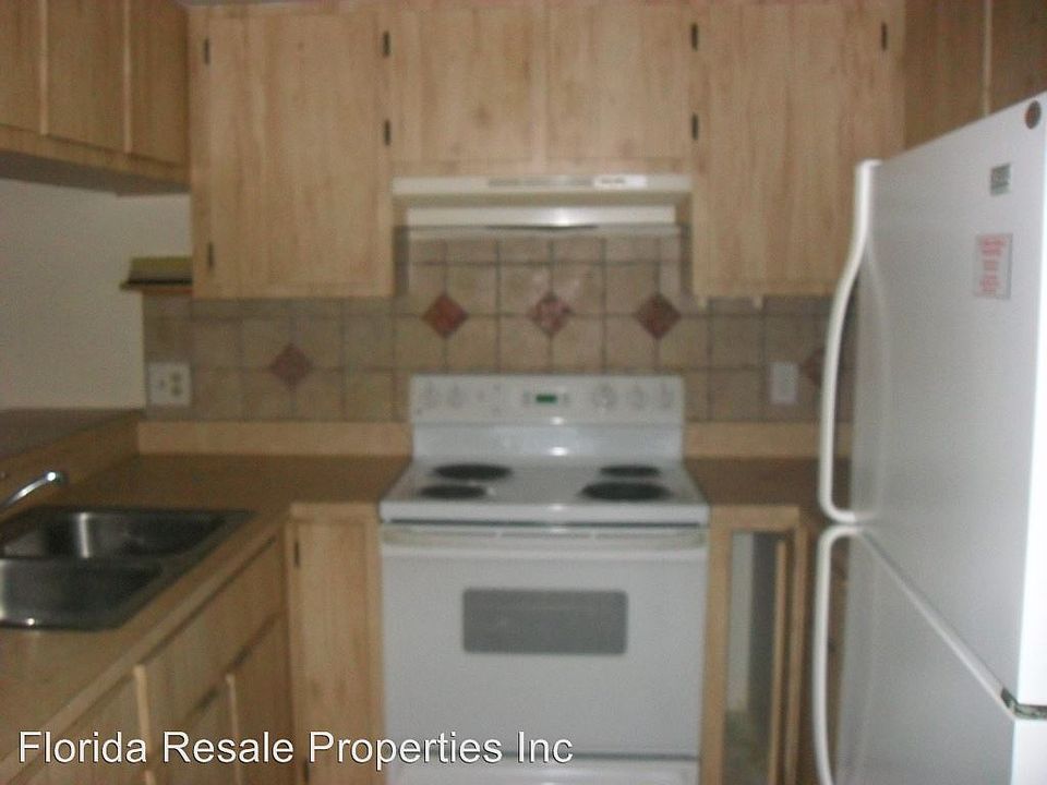 2nd image of 817 Gleason Pkwy APT 3