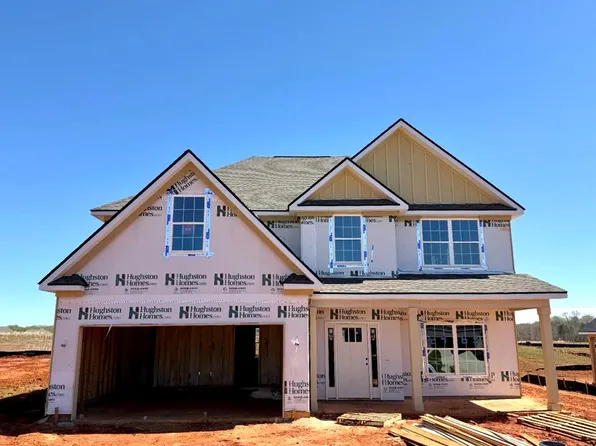 2963 Wyndham Village Dr, Opelika, AL 36804