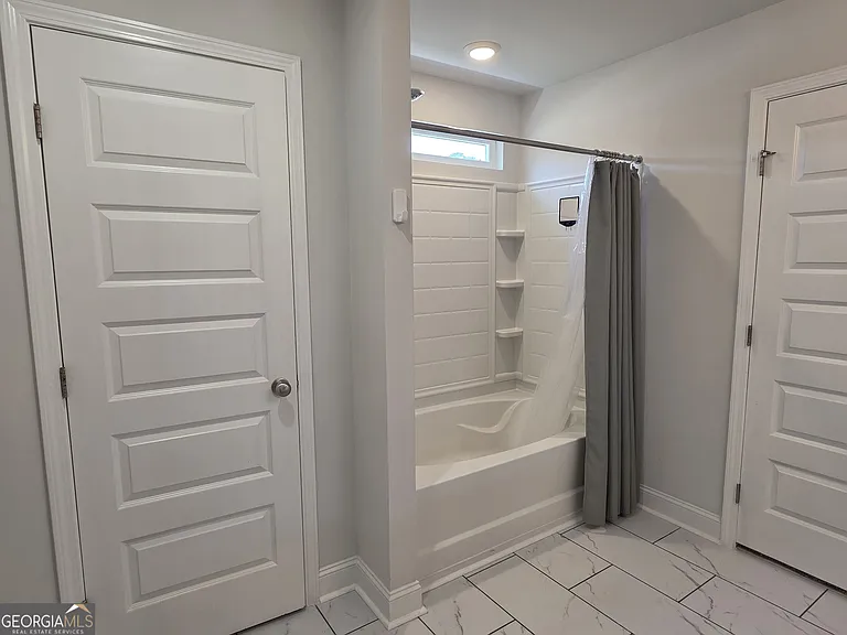 541 Governor Treutlen Cir — Photo 24