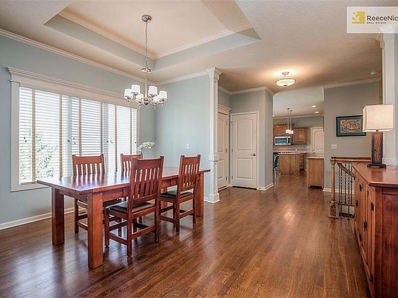 2nd image of 15682 Lowell Ln