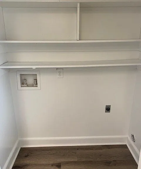 607 Main St #4 — Photo 8