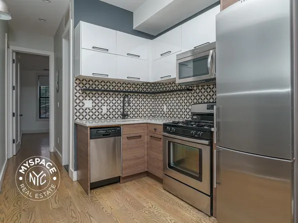 2 Stanwix Street image 1 of 11