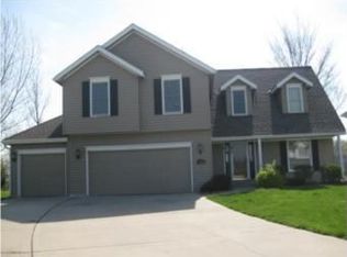 8623 N Flora Ave, Kansas City, MO 64155