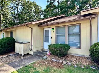 9 Perralena Ln, Hot Springs, AR 71909