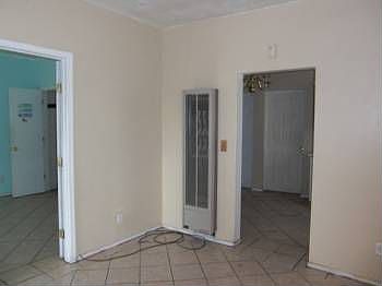 2nd image of 916 7th St