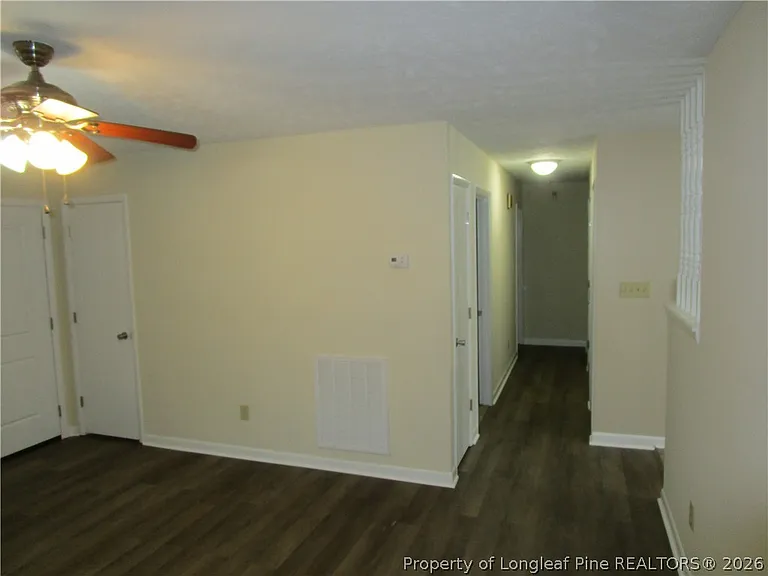 2122 Constitution Dr — Photo 7