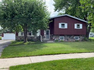 842 Forest Cir, Fond Du Lac, WI 54935