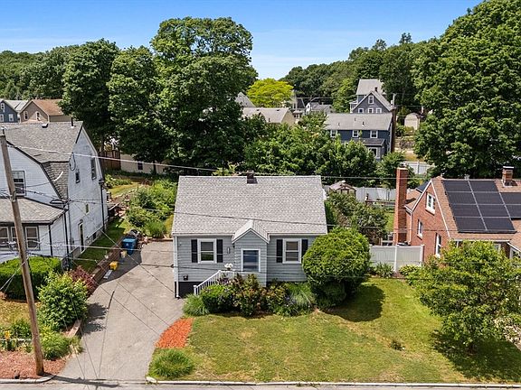 3rd image of 28 N Mountain Ave