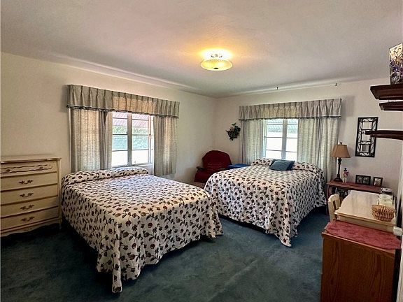5th image of 605 Royal Palm Ave