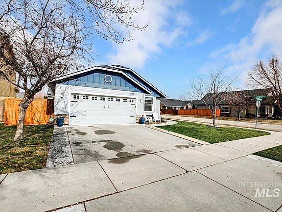 4th image of 11190 W Hazelwood Dr