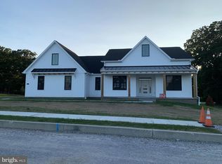 69 Bright Ln #7, Hanover, PA 17331