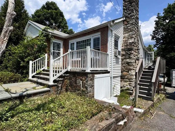 266 W Lovell Street, Mahopac, NY 10541