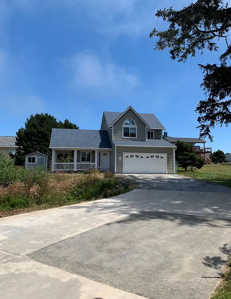 1137 Three Wood Dr photo 1