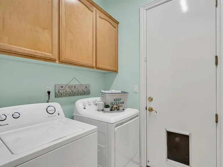 1281 Lorden Ct — Photo 30