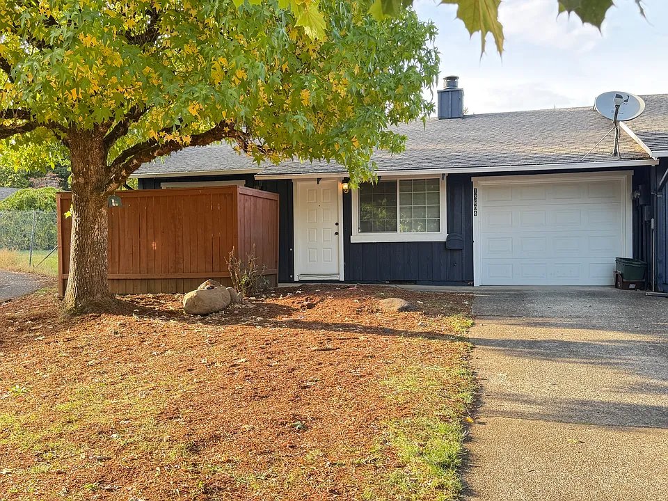 13604 SE 20th Cir #13604