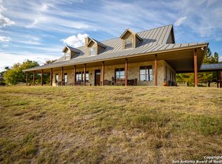 280 Twin Springs Rd N, Kerrville, TX 78028