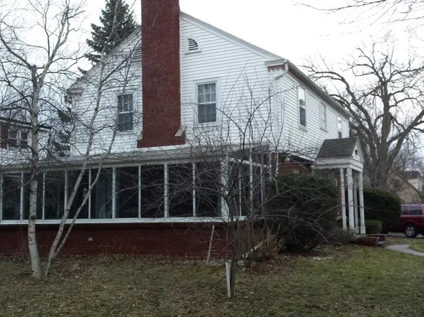 422 Howard St, Ripon, WI 54971