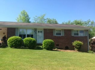 608 Bingham St, Elizabethton, TN 37643