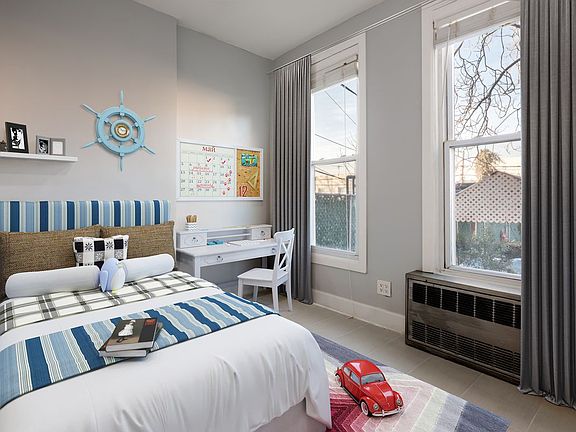 2nd image of 167A Macdougal St #3