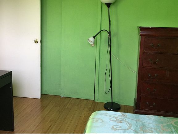 2nd image of 411 Neckar Ave