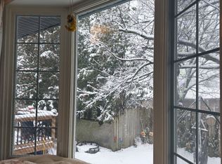 20 Cardiff Ct, Whitby, ON L1N 5N9