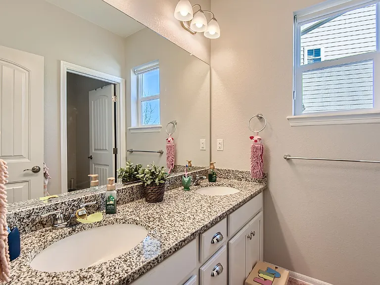 4034 Spanish Oaks Ct — Photo 15