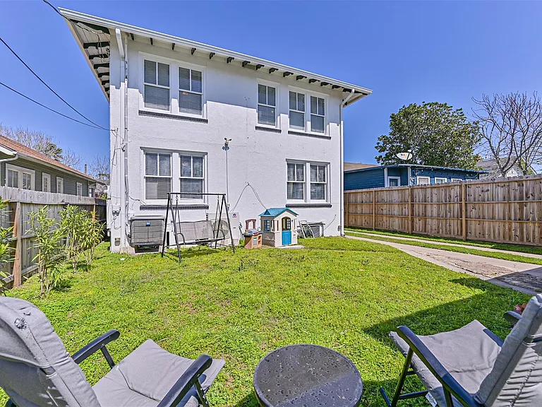 3519 Avenue R 1/2 — Photo 40